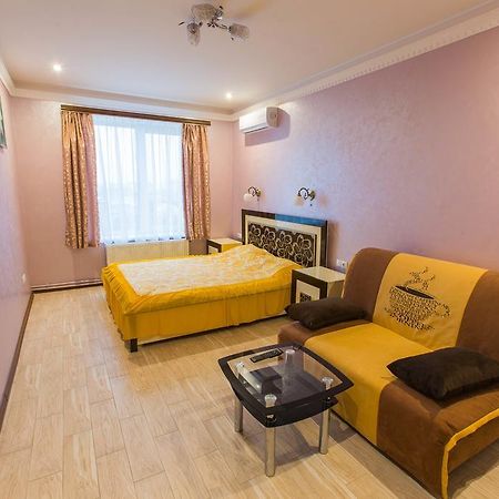 Modern Apartment On Akademika Sakharova 27A Ivano-Frankivsk Extérieur photo
