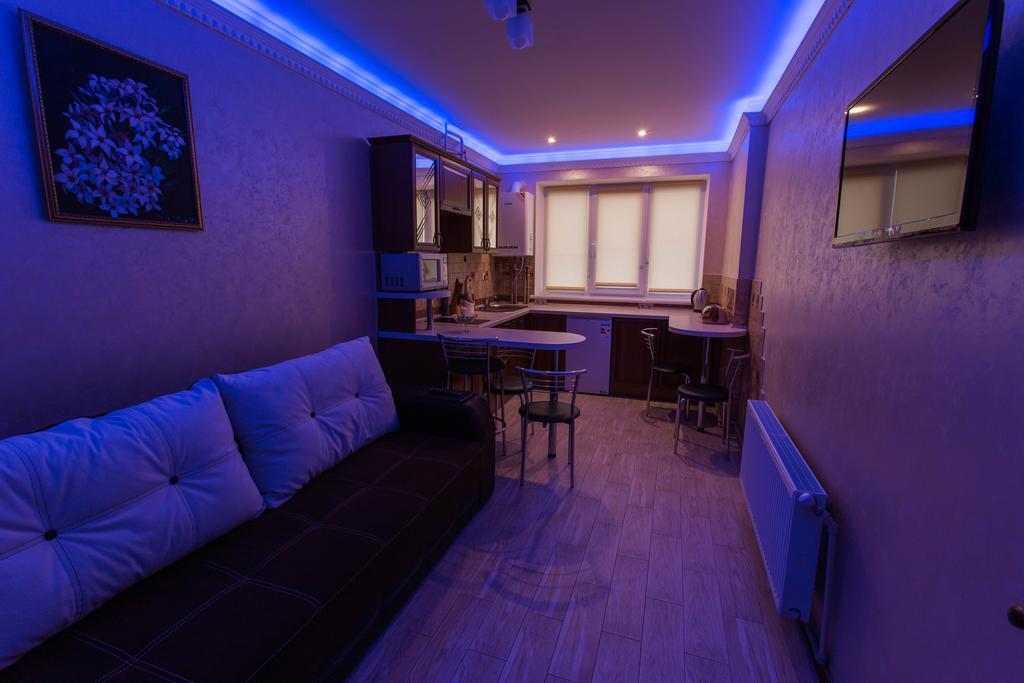 Modern Apartment On Akademika Sakharova 27A Ivano-Frankivsk Extérieur photo