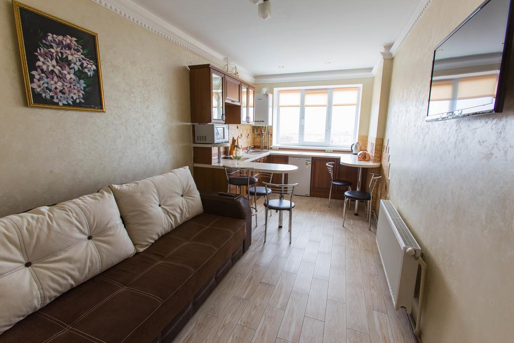 Modern Apartment On Akademika Sakharova 27A Ivano-Frankivsk Extérieur photo