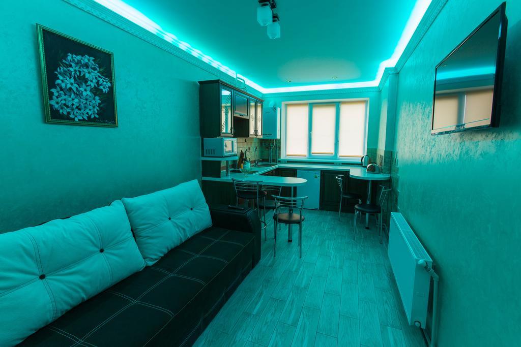 Modern Apartment On Akademika Sakharova 27A Ivano-Frankivsk Extérieur photo